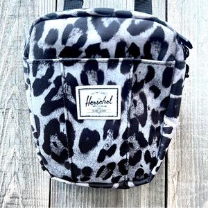 NWOT Herschel Animal Print. Crossbody Bag